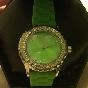 Curations by HSN WATCH